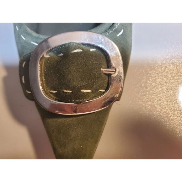 Beautiful Talbots Collection Suede Pointed Toe Kitten Heeled Shoes Size 7.5 - Picture 3 of 6